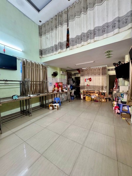 Bán Nhà mặt tiền kinh doanh Lê Thị Hoa, Bình chiểu, thủ đức 70m2 – mua có thu nhập ngay, giá tốt