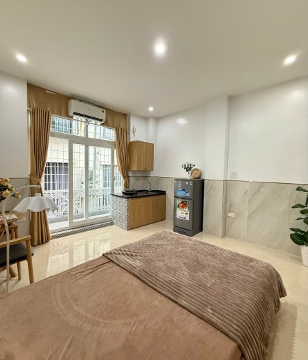 CHO THUÊ PHÒNG BAN CÔNG ĐẸP N DUY HƯNG - GẦN MẶT ĐƯỜNG LỚN