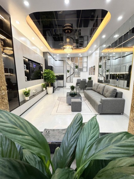 VỊ TRÍ CỰC ĐẸP TẠI VĂN CHƯƠNG ĐỐNG ĐA 40M 4 TẦNG MT4M NHÀ SIÊU ĐẸP 7.15 TỶ