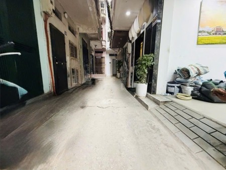 Bán nhà Tôn Đức Thắng, 56m2*4 Tầng, 205tr/m2 (Thương Lượng)