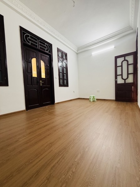 Nhà Khương Trung/Thanh Xuân/ Ngõ Thông rộng/38m2/ 4 Tầng/ Lô góc / Thoáng