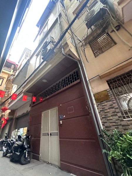 Nhà Hoàng Văn Thái, ngõ rộng, đường thông ô tô vào nhà, 45m², 4 tầng