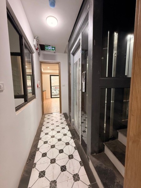 Nhà đẹp full nội thất - Thang máy mới tinh - Đầu tư tốt