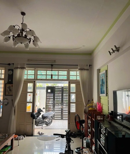 Cần bán Nhà 3 Tầng MT Đỗ Huy Uyển Ngay VinCom, Sơn Trà Giá 12 tỷ 5