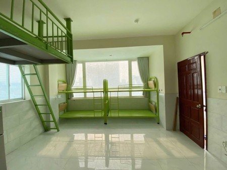 Cho thuê Duplex tại 20 Phú Thuận, gần Phú Mỹ Hưng