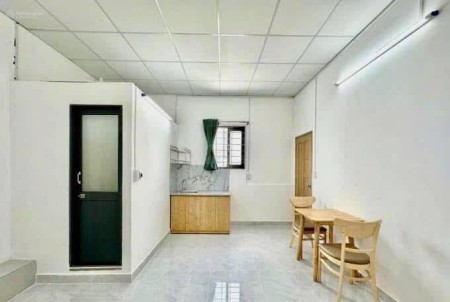 Cho thuê phòng tại 217 Luỹ Bán Bích, Tân Phú cách VH 500m