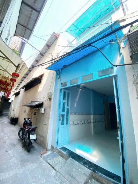 Cho thuê nhà mới 1 trệt 1 lầu hẻm Trần Quang Diệu, Quận 3