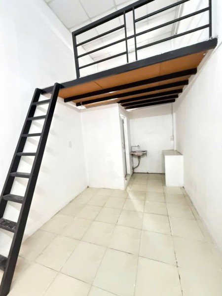 Cho thuê phòng trệt có gác, dắt xe vào phòng tại 100 Bùi Tư Toàn, Bình Tân