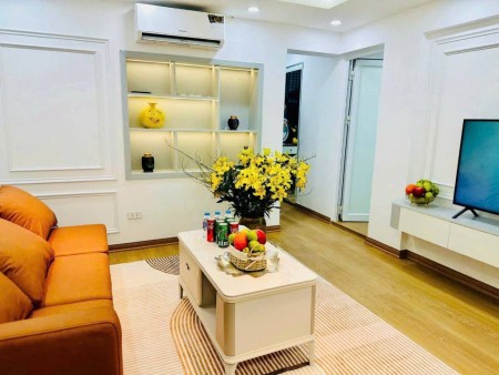 Nhà Đẹp Nam Đồng, Hồ Đắc Di, Đống Đa 70m, giá 4.2 tỷ.