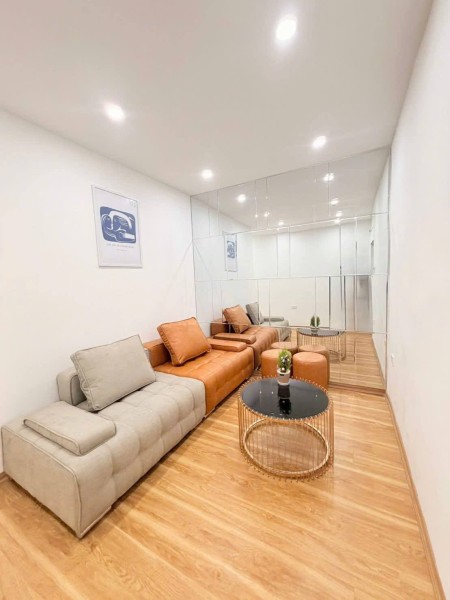 Nhà Đẹp Ở Luôn Tôn Đức Thắng, Đống Đa 60m, giá 3.65 tỷ.