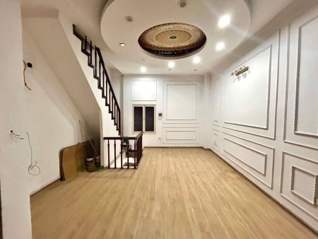 Ảnh 2 - Chính chủ bán nhà mặt phố Kim Mã 13.8 tỷ - lô góc, có tầng…