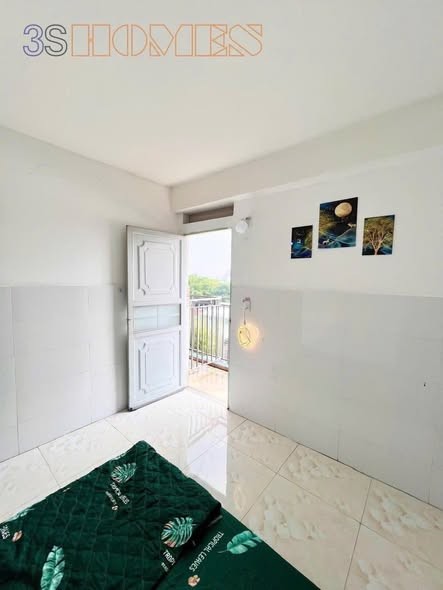 Phòng có ban công tại 37 Hà Huy Giáp, Q12 - Giá 2.6 triệu