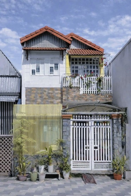 Bán nhà lầu đường nhựa Xuân An Phan Thiết cũ