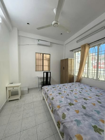 Cho thuê căn 2PN nguyên tầng tại 115 Cô Giang, Phú Nhuận - 6.5 triệu