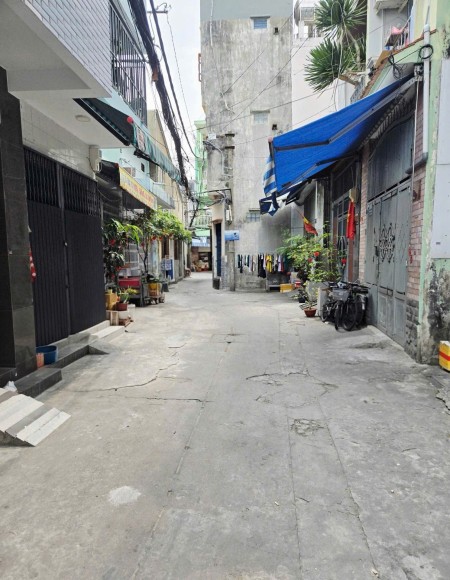 Nhà Giáp Quận 10 – Trần Văn Quang, Tân Bình – Hẻm Xe Hơi – Chỉ 6.X Tỷ