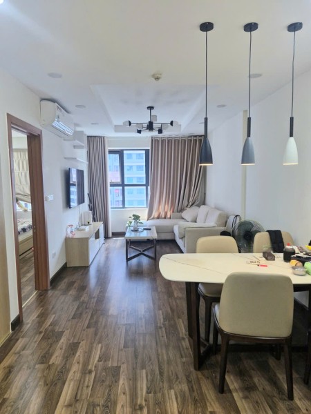 Bán gấp căn hộ 2PN Toà S - Tầng cao , view đẹp, full đủ đồ, vào ở ngay, dự án Goldmark City