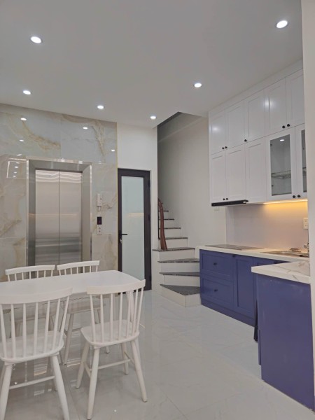 NHÀ GIÁP NHỊ, Ô TÔ ĐỖ TRƯỚC CỬA, CÓ THANG MÁY, 5 TẦNG MỚI, NHỈNH 9 TỶ