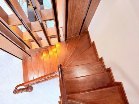  CẦU GIẤY – CÔNG NĂNG ĐỈNH – NHÀ QUÁ ĐẸP – FULL NỘI THẤT – MUA Ở 10 ĐIỂM 