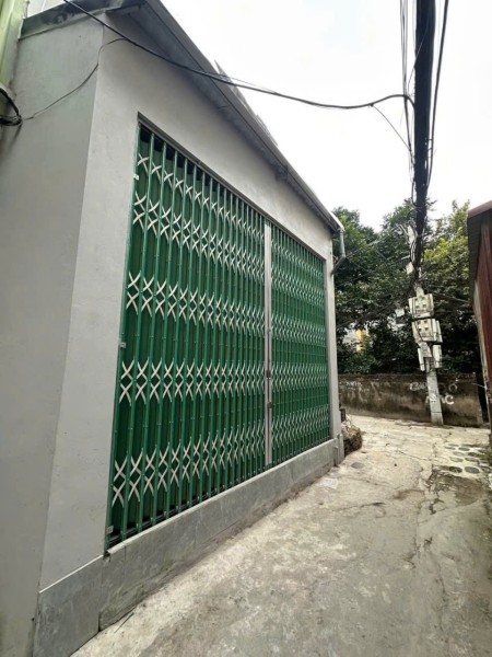 cần bán nhà cấp 4 Tứ Hiệp 33m. Mặt tiền 4m, nở hậu, giá 5x tỷ có thương lượng