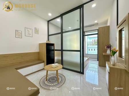 Phòng đẹp - Full nội thất - view ban công