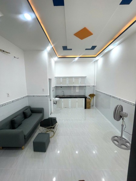 Nhà mới 2 tầng gần Nguyễn Sơn giáp Tân Phú 24m2 nhỉnh 3 tỷ