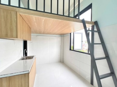 Duplex cửa sổ trời gần VLU CS3, nội thất cơ bản