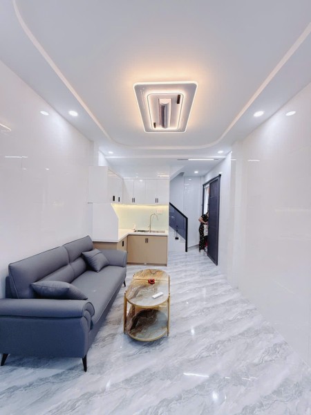 Nhà mới CHÍNH CHỦ hẻm 2m Đoàn Văn Bơ, Q4, DT21m2, 2 lầu giá chỉ có 4.5 tỷ