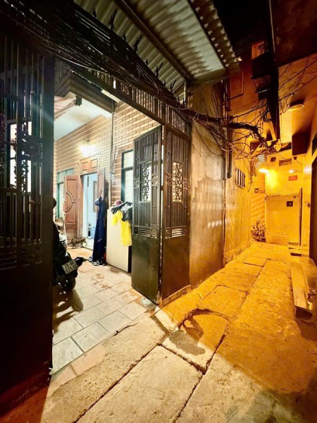 NHÀ ĐẸP HAI BÀ TRƯNG - HỒNG MAI - LÔ GÓC 2 MẶT - MẶT TIỀN RỘNG