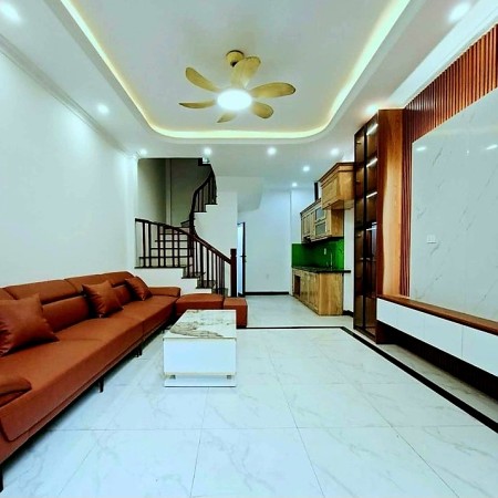 Bán nhà khu Ngọc Thụy, vị trí ngõ nông, cách mặt phố 50m