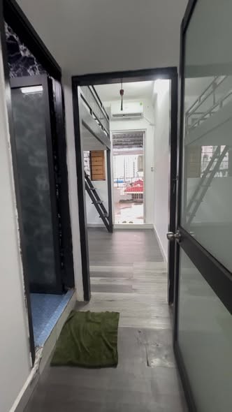 Cho thuê phòng 35m2 có ban công lớn tại Phan Đình Phùng, Q. Phú Nhuận