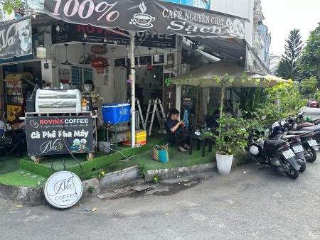 Ngã tư, 2 mặt tiền, 30m2, mặt bằng kinh doanh