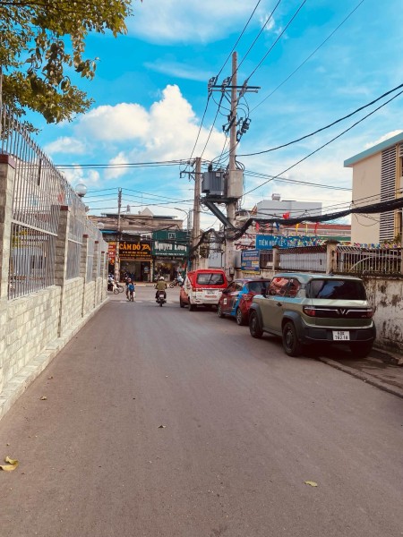 Bán Nhà 3 Tầng Ngay Trung Tâm Linh Chiểu, Phường Thủ Đức, chỉ 3 tỷ