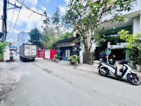 Nhà hẻm 6m Nguyễn Kiệm, 5 Tầng, thang máy - gần Sân bay TSN.