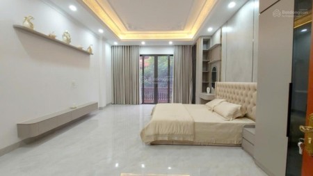 ĐÊ LA THÀNH SIÊU PHẨM CẦN BÁN NHÀ LÔ GÓC MẶT NGÕ 5 TẦNG