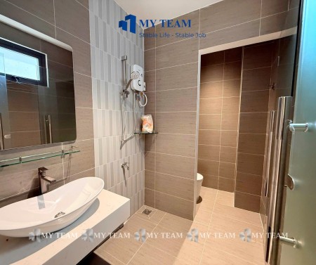 Cho thuê căn hộ cao cấp LUXURY tại 558 Phạm Văn Đồng, Bình Thạnh