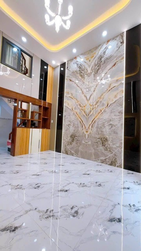 KÈO THƠM GIÁ MỀM nhà Xóm Chiếu, Q4-4pn-3wc-Giá: 2,590tỷ-1Trệt1lửng 1lầu-dt:39,6m2-ntcb-plrr