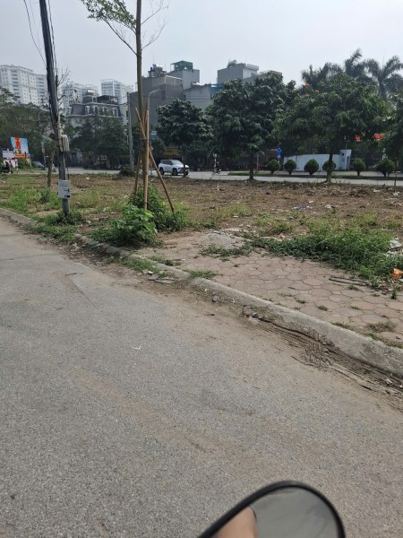 Đất phân lô Tứ Hiệp gần Chung cư IEC 84m giá 27 tỷ