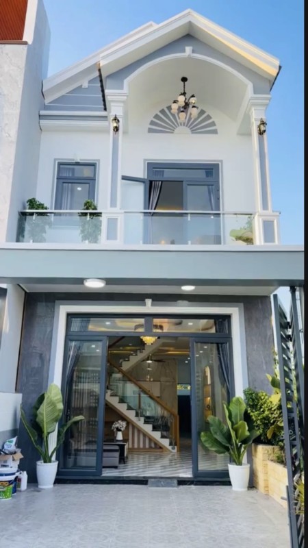 TRẢ NGAY 300Tr NHẬN NHÀ NGAYNHÀ MẶT TIỀN - BÌNH CHÁNH HCM