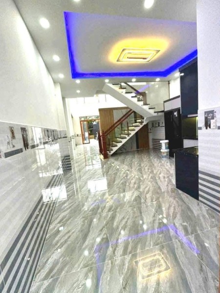 NHÀ 2 LẦU MỚI XÂY HOÀN CÔNG ĐẦY ĐỦ. 2Tỷ300 Nhà thiết kế hiện đại, tiện ích đầy đủ. Tân Xuân Hóc Môn.