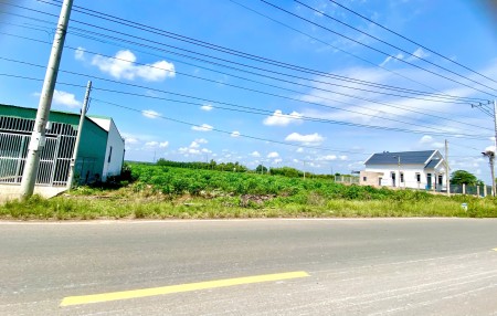 KẸT TIỀN BÁN 2010m2 ĐẤT SỔ HỒNG RIÊNG NGAY KCN LỚN ĐANG HOẠT ĐỘNG. GIÁ 170TR