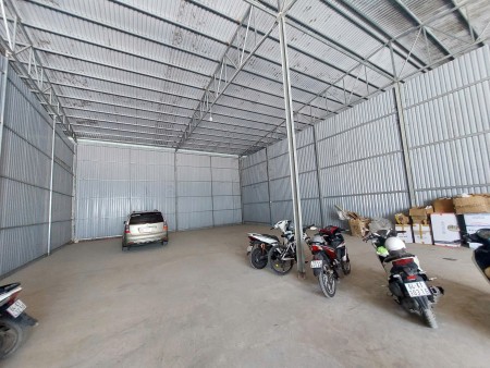 Cho thuê kho Quận 7 320m² trần cao 7m – container 40feet vào – Nguyễn Văn Quỳ.