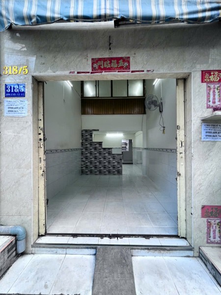 Cho thuê nhà nguyên căn hẻm ô tô Lò Siêu–Lãnh Binh Thăng Q11