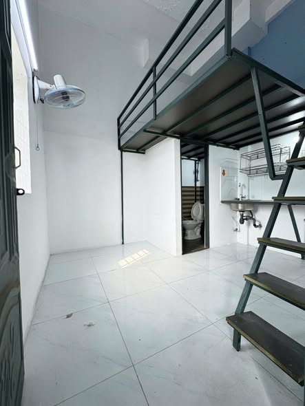 Phòng trọ gác cao, cửa sổ trời 95 Phan Văn Hùm, Q12 - 2.7 triệu