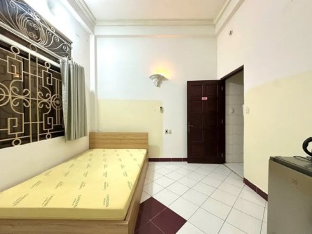 Phòng trọ giờ tự do hẻm Đặng Văn Ngữ, P.10, Phú Nhuận