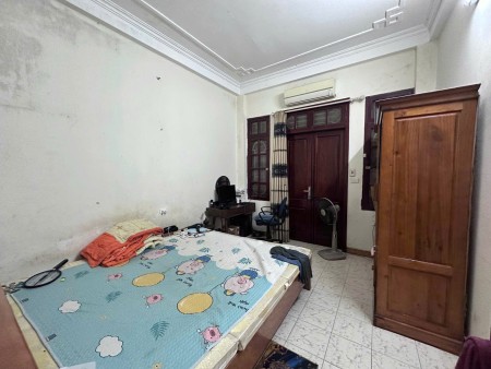 SIÊU PHẨM - NHÀ DÂN - NGÕ THÔNG BA GÁC PHÓNG VÔ TƯ - VÀI BƯỚC RA PHỐ