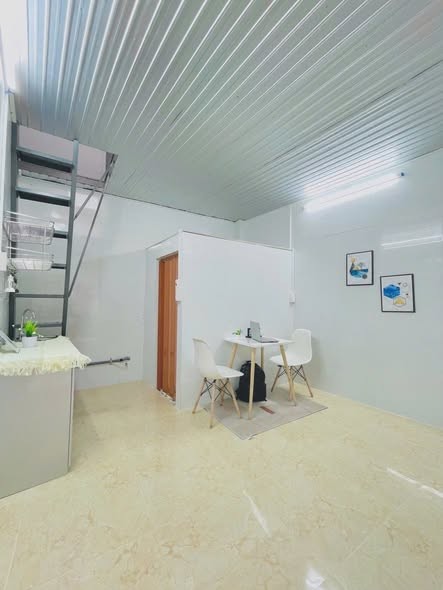 Cho thuê dãy nhà 1 trệt 1 lầu ban công tại Nguyễn Văn Quá, Quận 12