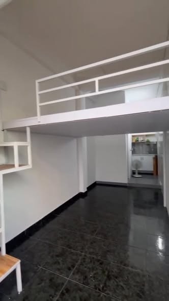 Cho thuê Duplex có ban công tại 480 Phan Xích Long, Phú Nhuận
