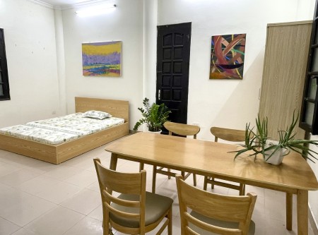 Chính chủ cho thuê căn hộ studio thoáng đẹp ngay Vincom Bà Triệu