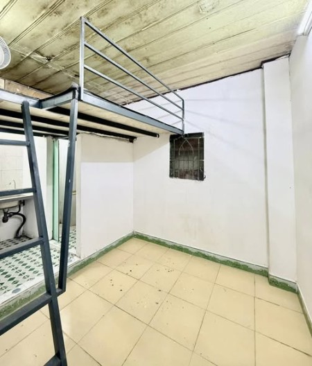 Cho thuê tại 74/1A Phan Văn Hớn, Q12 - Giá 2tr