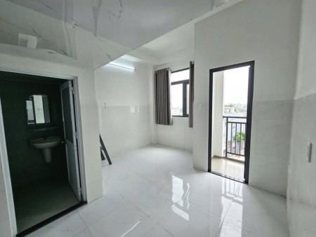 Phòng trọ mới, có máy lạnh tại Lâm Thị Hố, Quận 12